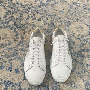 Brand new Oliver Cabell sneakers in box